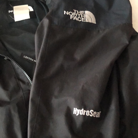 The North Face hydro seal jacket p2245 - Picture 10 of 10